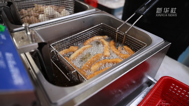微纪录片|从台湾来的炸货店