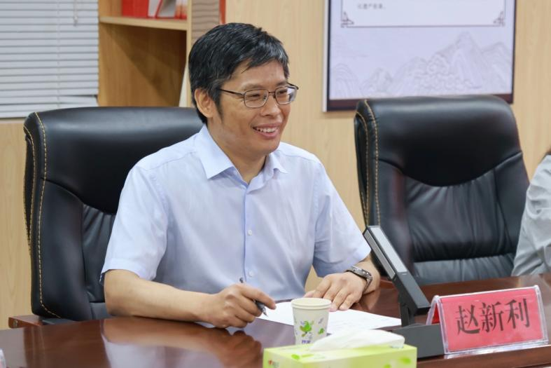 一颗石榴的“品牌之路”——中国传媒大学师生枣庄研学纪实 一颗石榴的“品牌之路”——中国传媒大学师生枣庄研学纪实