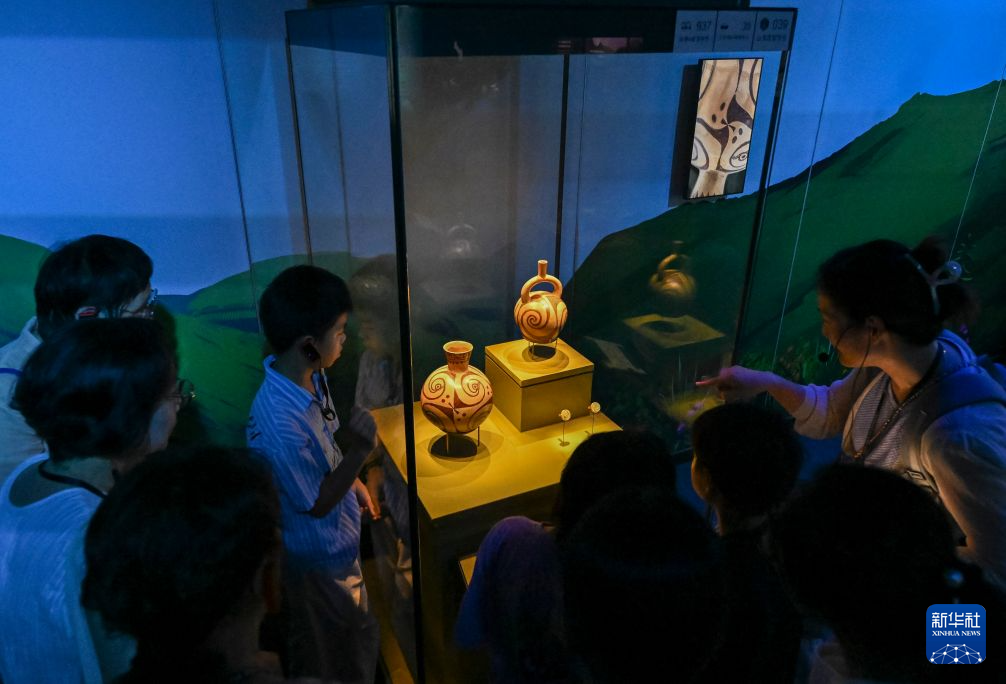 上海博物馆美洲大展迎暑期观展热潮