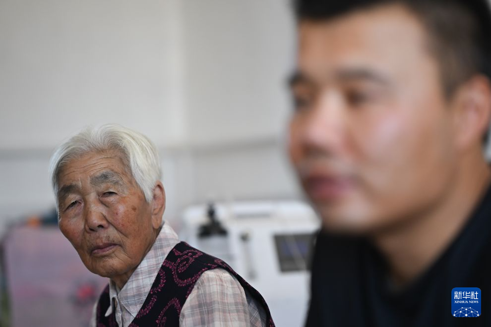 基层一线党旗红丨一次选择 一生坚守