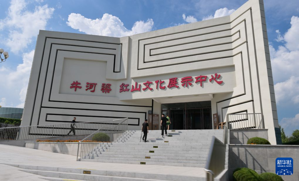 探访牛河梁国家考古遗址公园