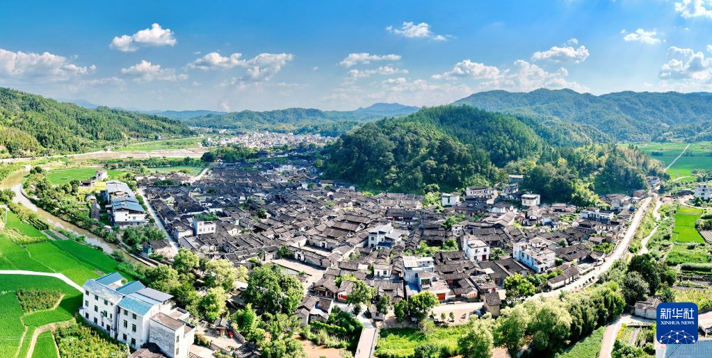 福建培田:“客家庄园”的古韵新声