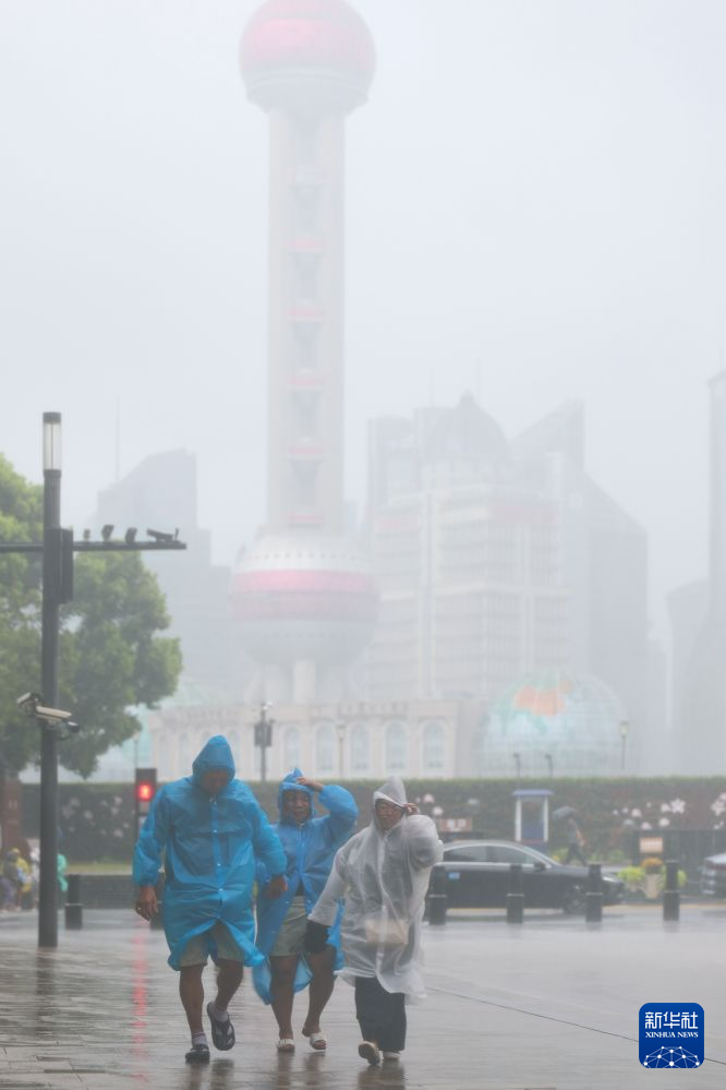 台风“白海豚”影响上海