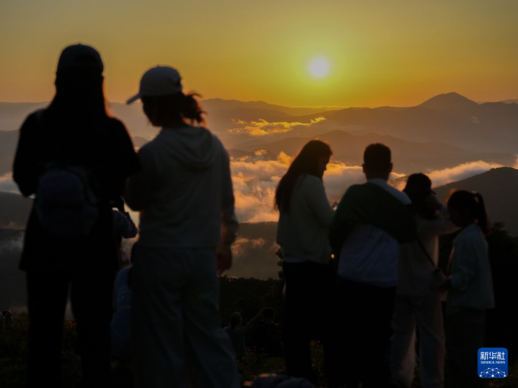 吉林:银装换绿装 滑雪场解锁“夏季运营”文旅新体验