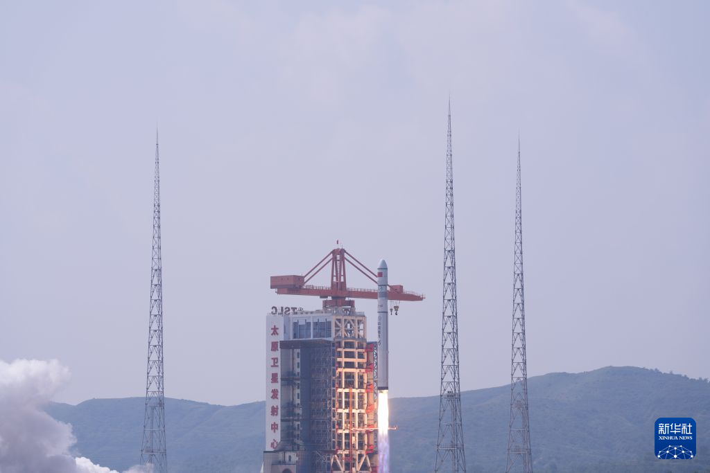 一箭7星 长征六号丙遥一运载火箭发射成功