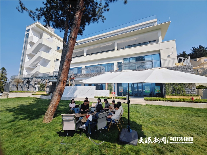 2026数博会|从展会到生活,大数据和你我他有什么关系 3c7b9bdce01f5ce016bdb2c6d8a90863.png