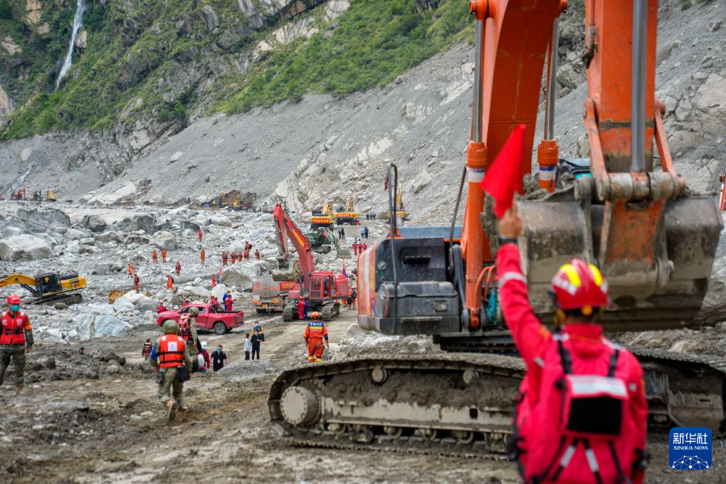 西藏吉隆泥石流灾害已致21人遇难541人失联 抢险救援和应急处置有序开展