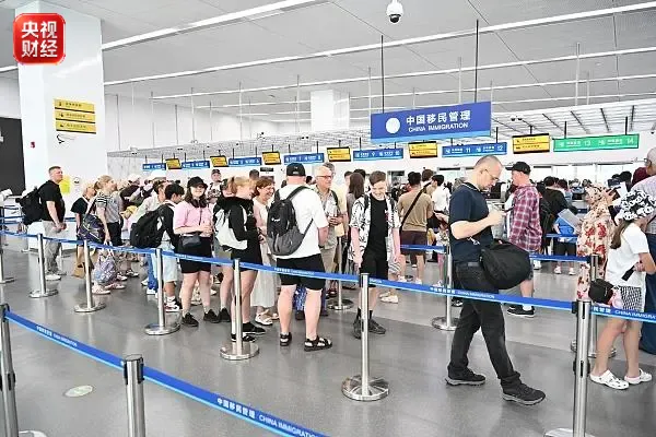 外国游客为何不再“打卡就走”?入境游有新花样