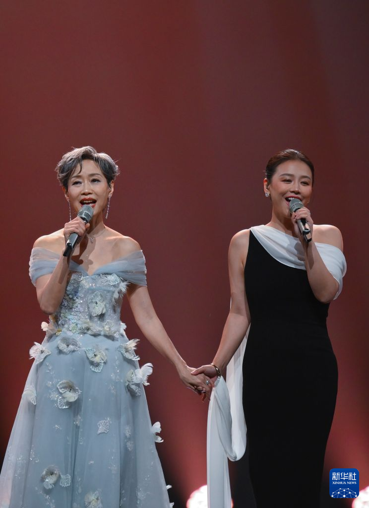 “湾区升明月”2026大湾区电影音乐晚会在澳门举行
