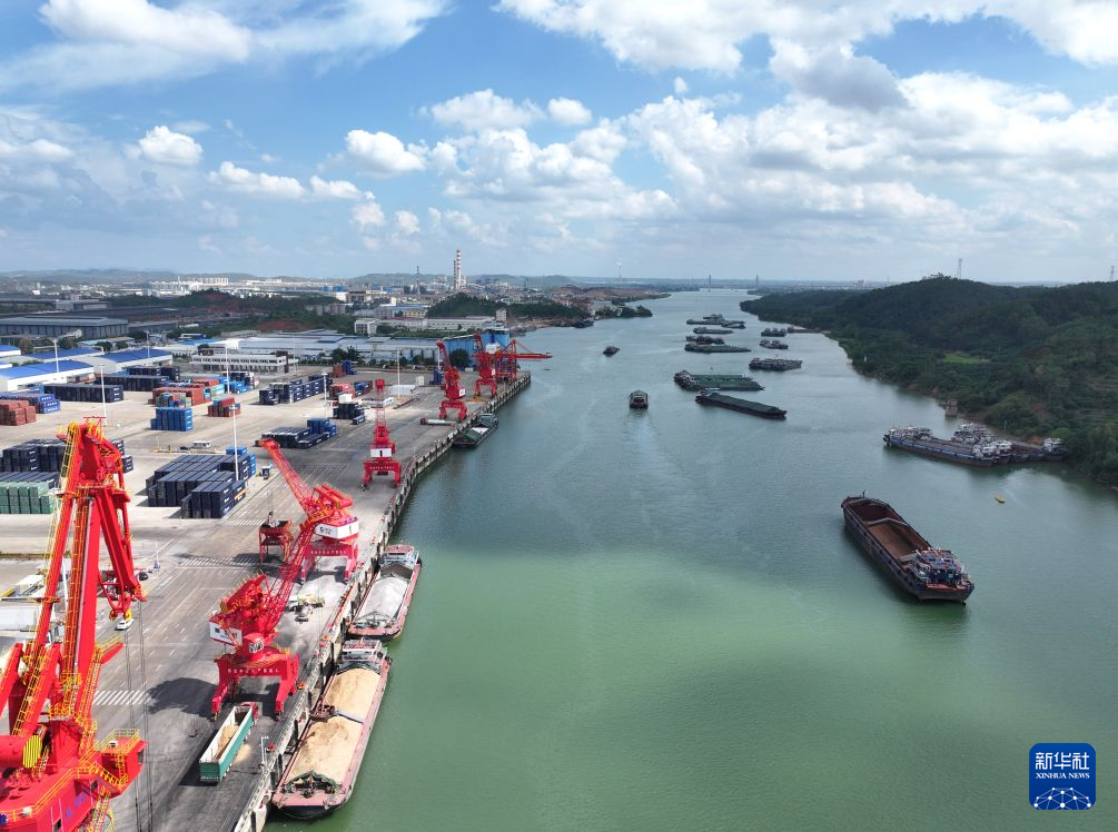 南宁港新增平陆运河通道货量日均约2万吨