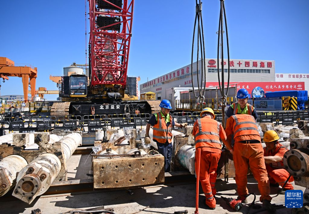 我国最长海底公路隧道完成盾构掘进