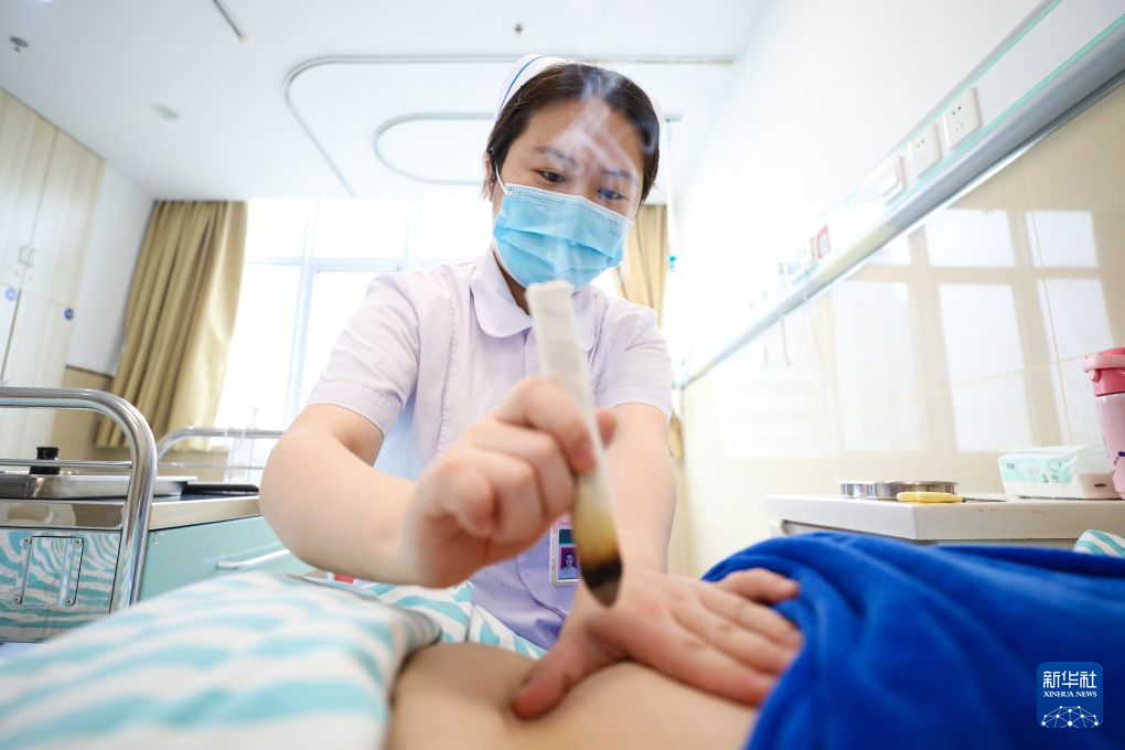 坚守岗位 护航生命