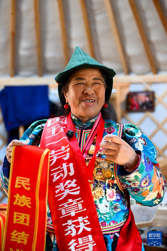 草原上的“菊花”
