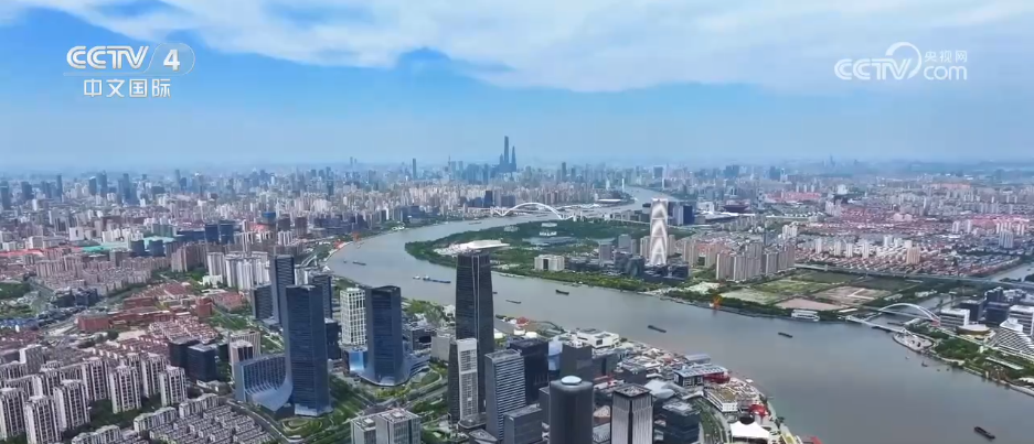 “数”说前三季度中国经济总体平稳 呈现向上、向新、向优态势