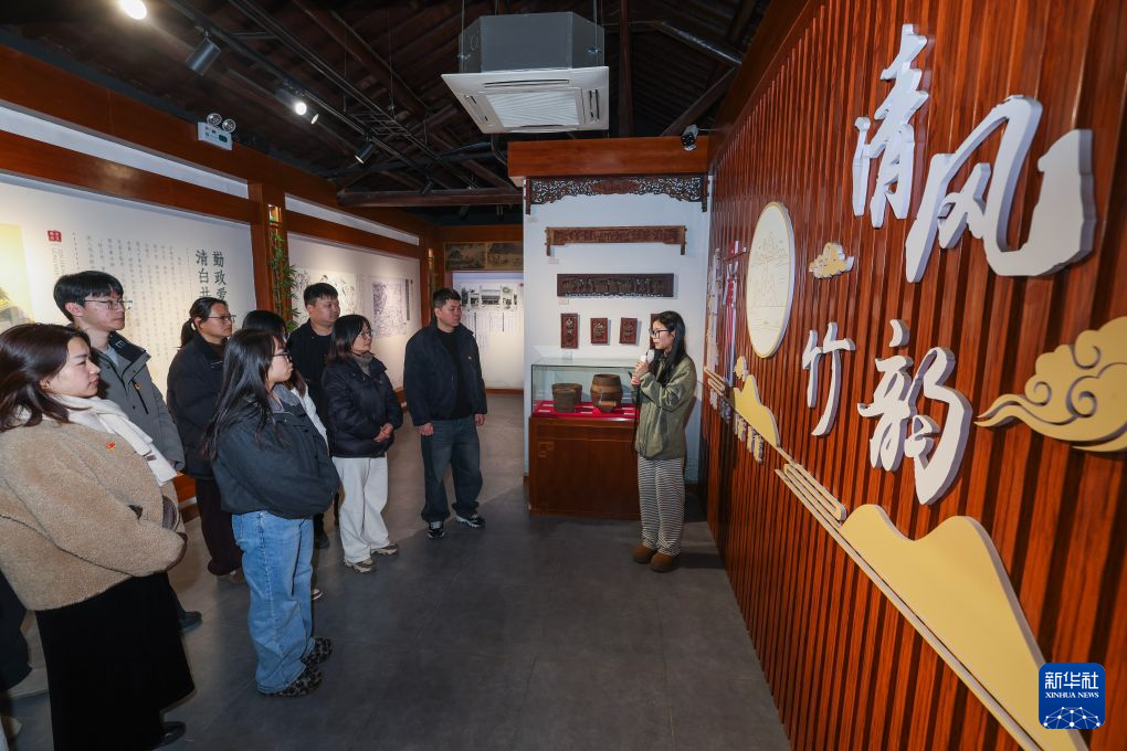 各地持之以恒推进全面从严治党