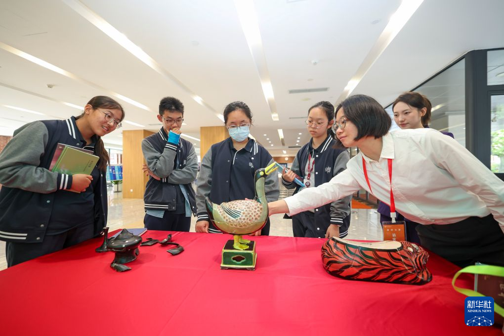 上海:文博展览进校园